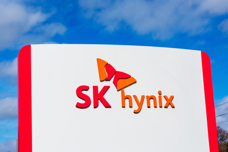 Sk,Hynix,Logo,,Butterfly,Mascot,At,Sk,Hynix,America,Headquarters